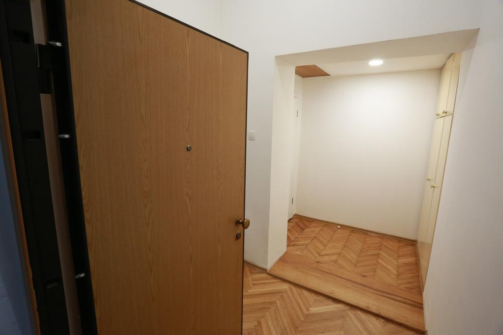 Apartment Nejra Sarajevo Exteriör bild